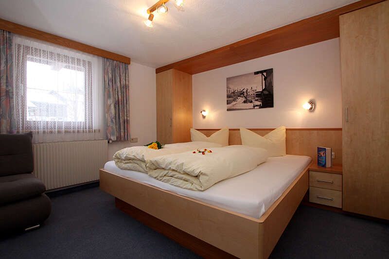 Schlafzimmer in Ferienwohnung Haus Viktoria Fiss