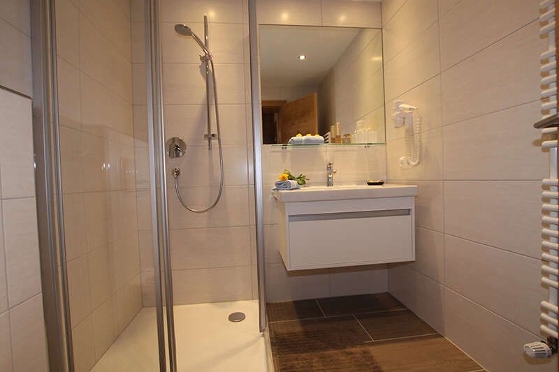 Badezimmer in Ferienwohnung Haus Viktoria Fiss