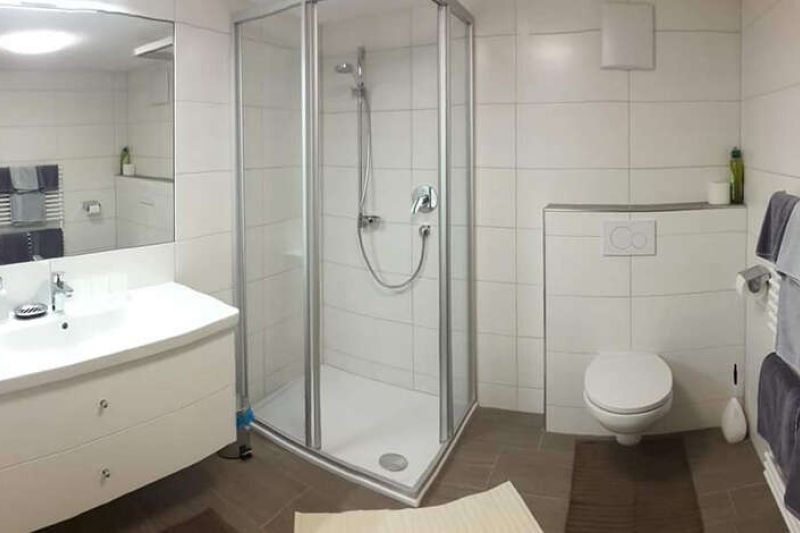 Badezimmer in Ferienwohnung Fiss